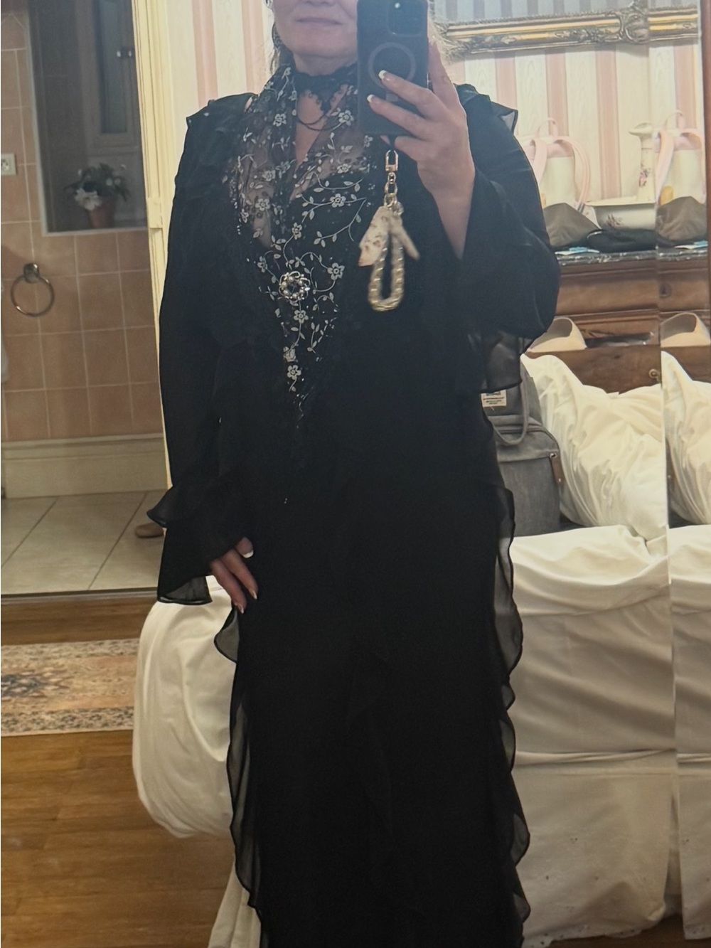 Heiress Beverly Hills black ruffle maxi long sleeve dress size L